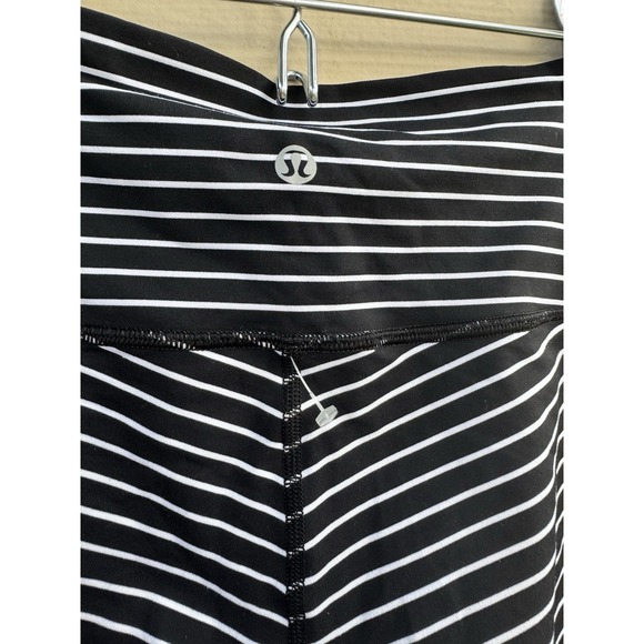Lululemon Stripe Leggings Yoga Athleisure Pilates Women's Size 2 - Picture 3 of 7